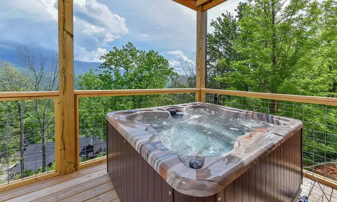 smokies-hideaway-hot-tub