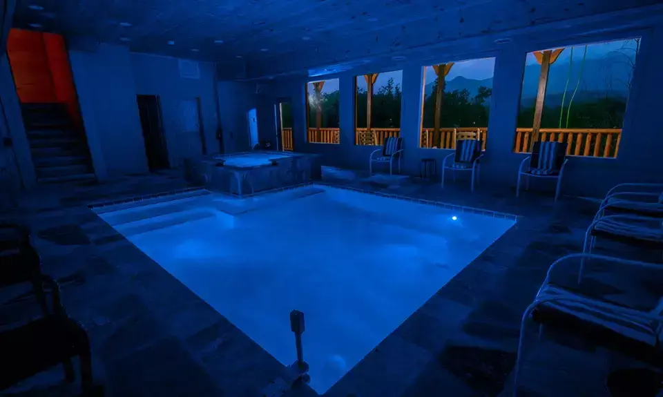 splash-n-views-pool