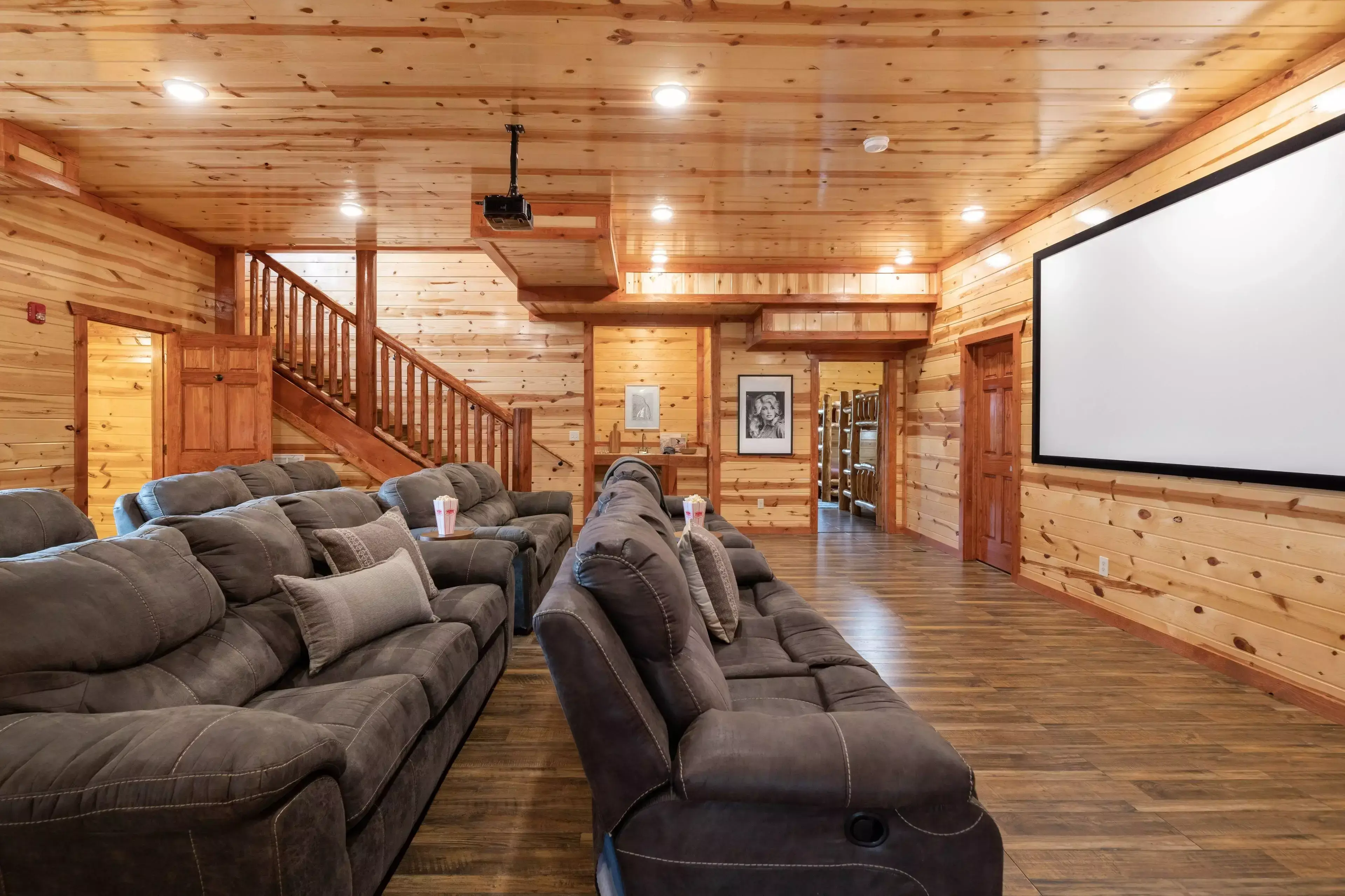 sugarland-movie-room