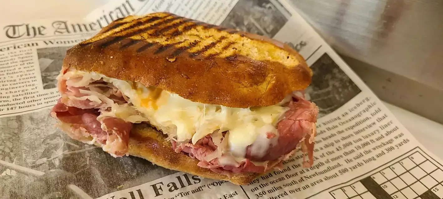 pigeon-forge-deli