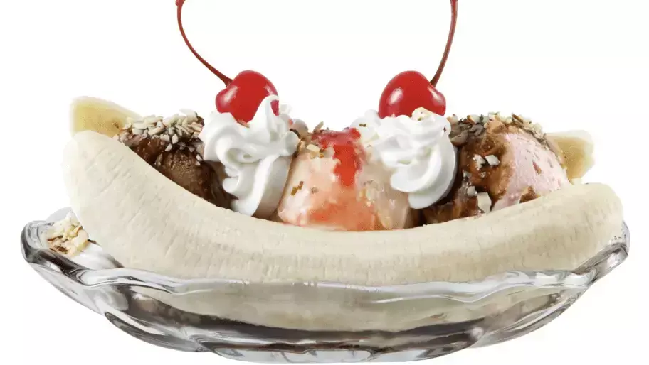 mad-dogs-creamery-bananan-split