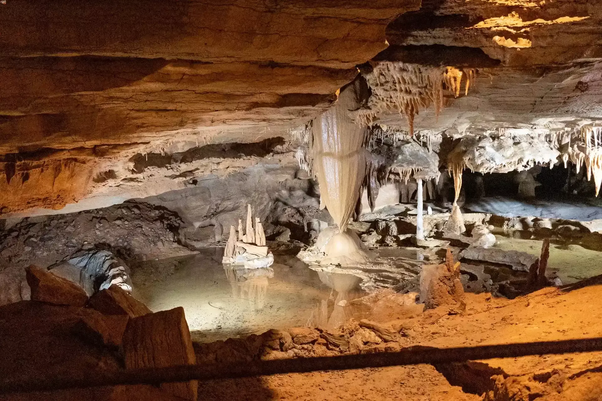 forbidden-caverns