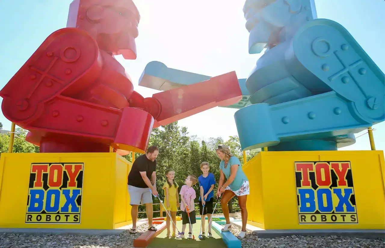 toy-box-rock-em-sock-em